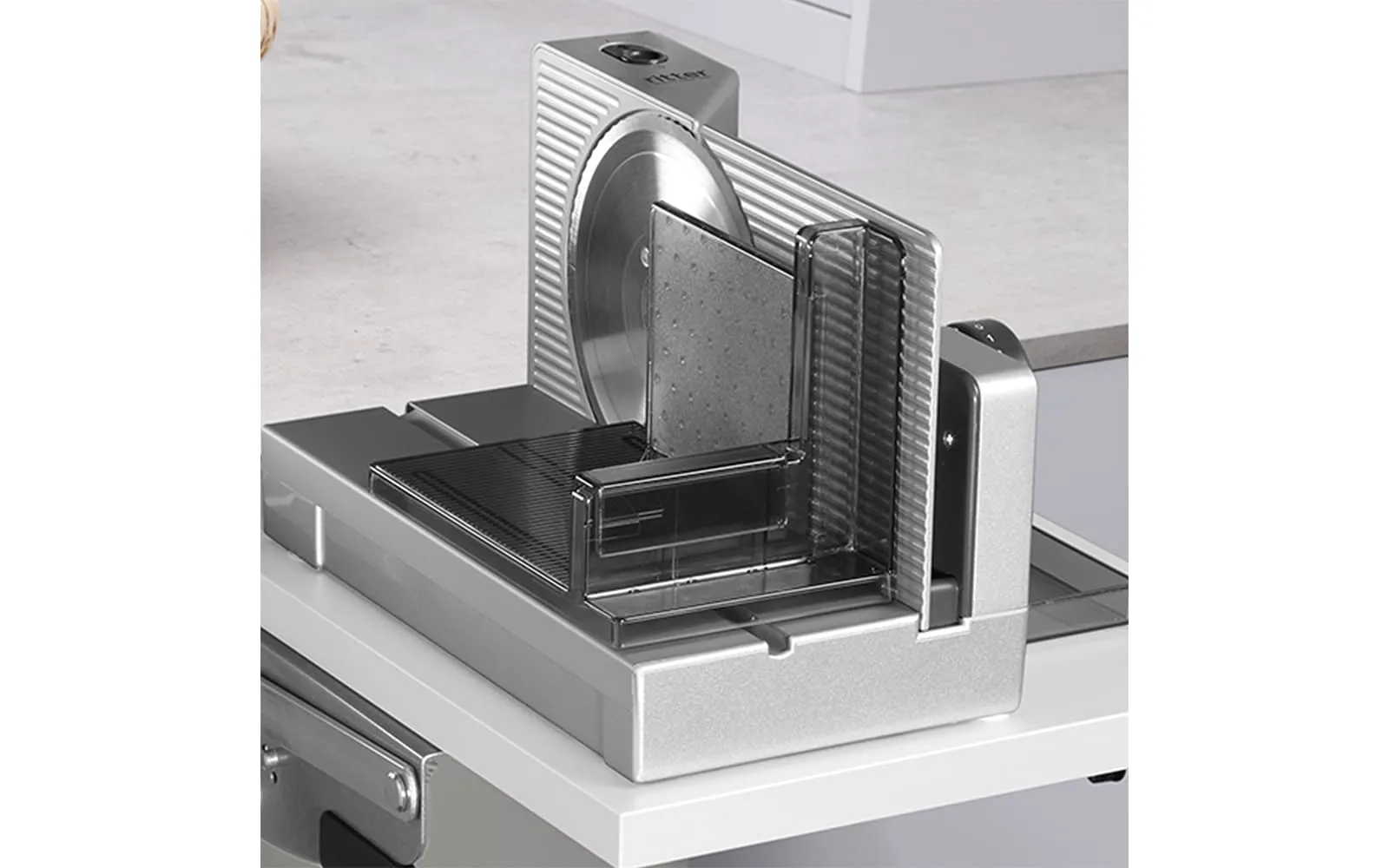 Ritter Allesschneider E 118, silbermetallic, Zuführung links